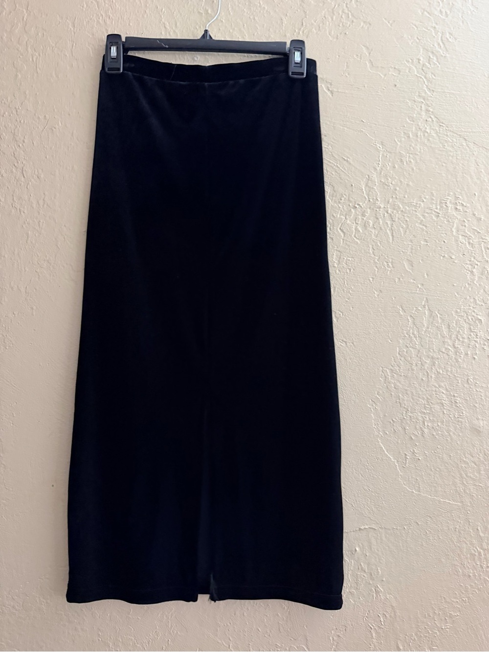 Maggie & Zoe Black Maxi Skirt - Picture 2 of 3